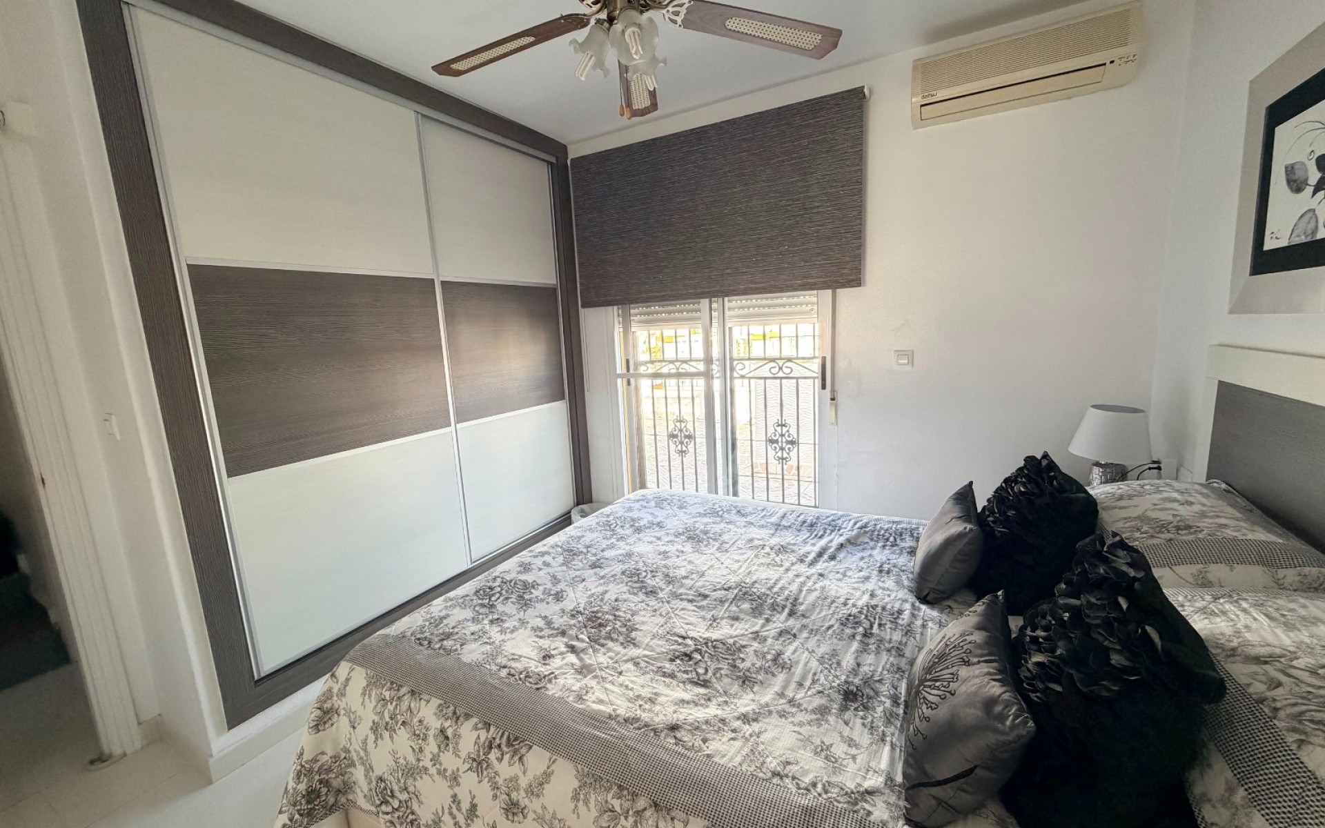 Resale - Rijtjes huis - Orihuela - Entre Naranjos