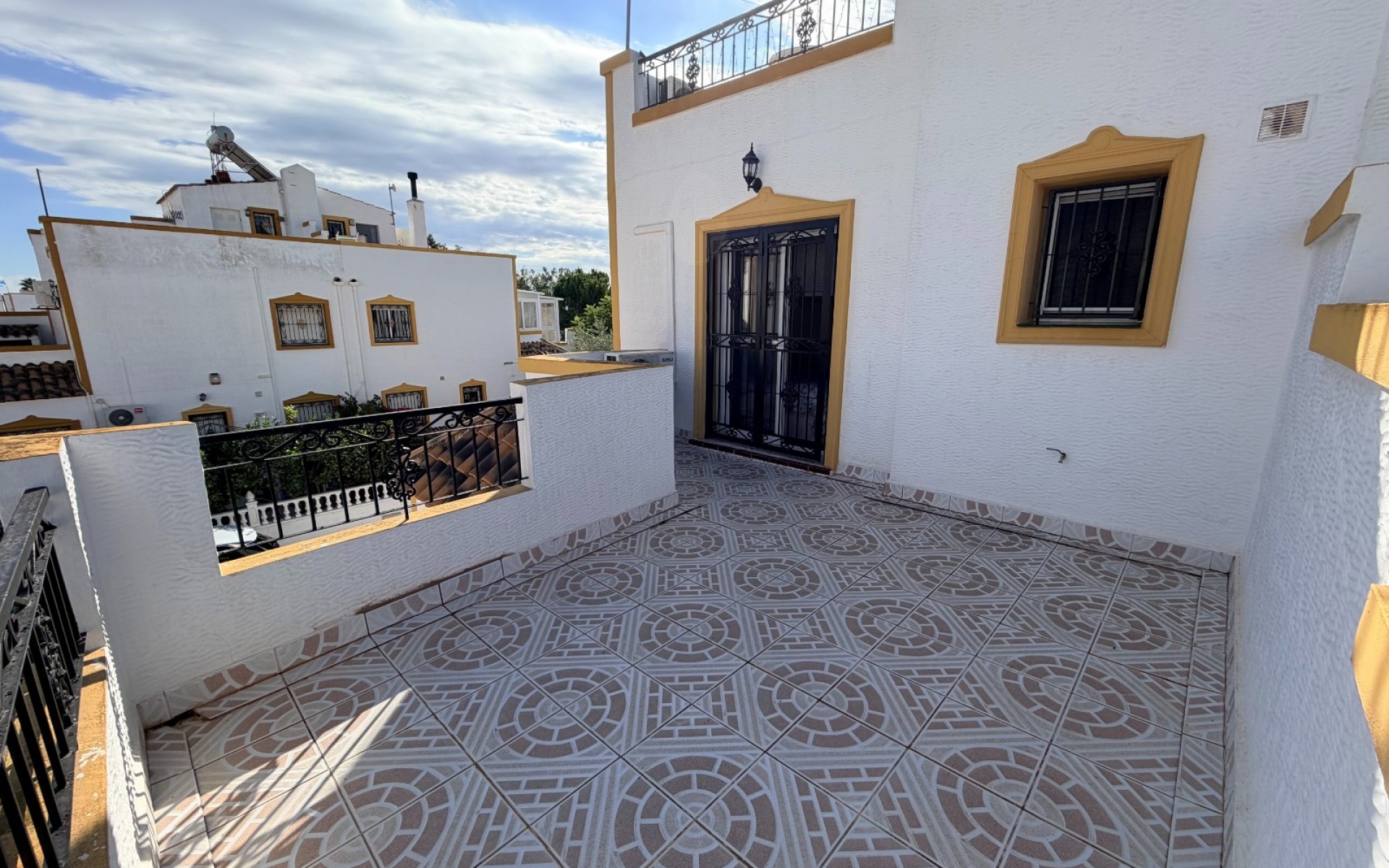 Resale - Rijtjes huis - Orihuela - Entre Naranjos