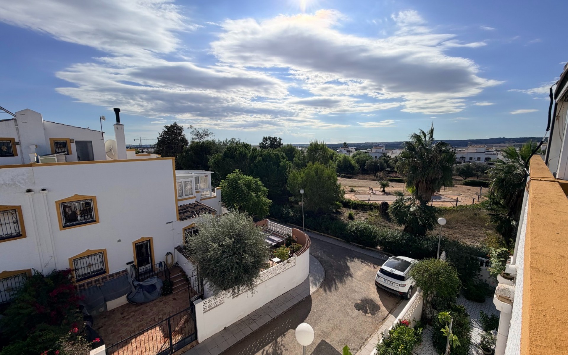 Resale - Rijtjes huis - Orihuela - Entre Naranjos