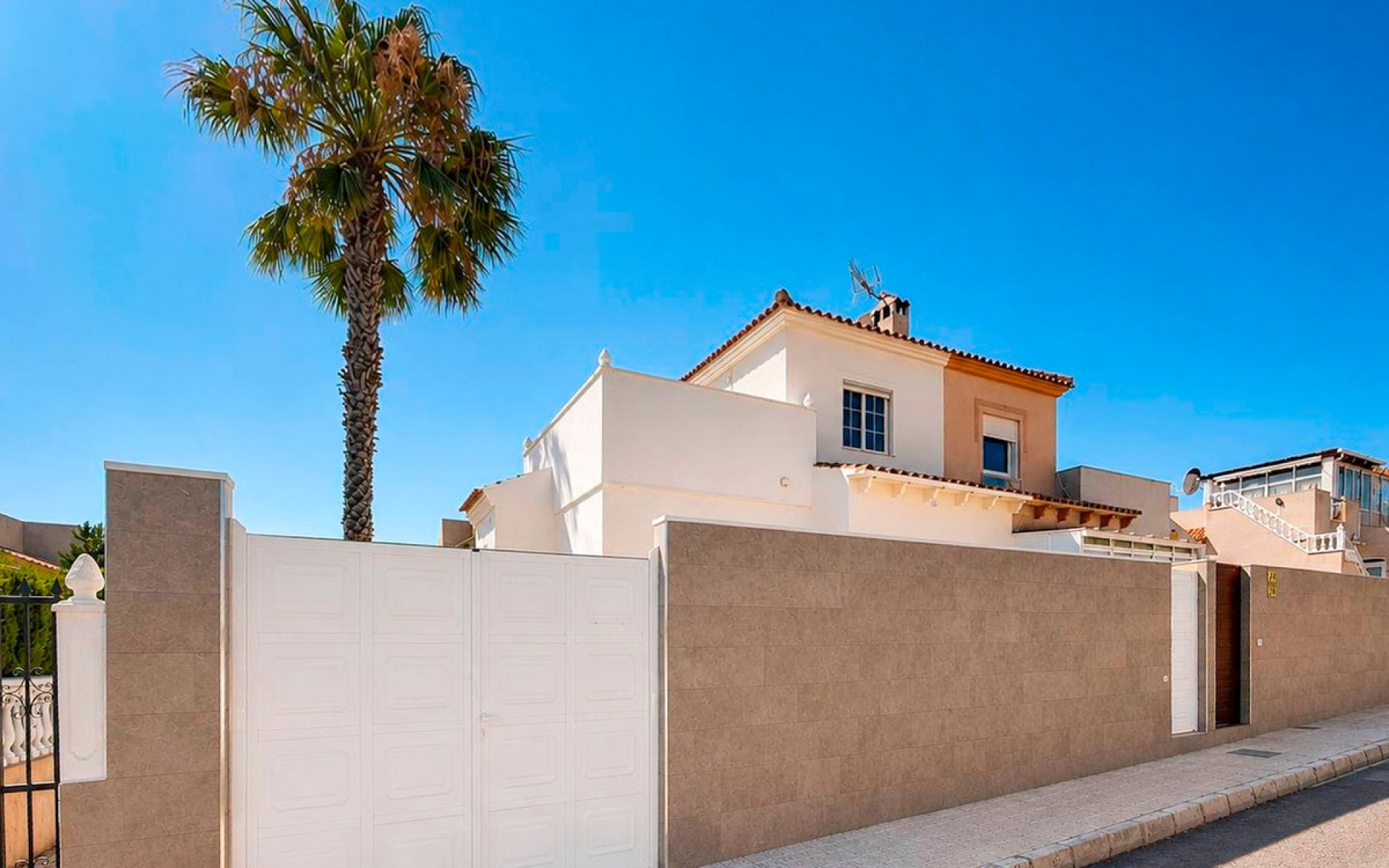 Resale - Rijtjes huis - Orihuela - Los Altos