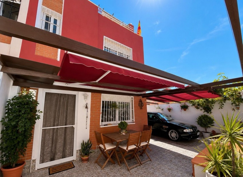 Resale - Rijtjes huis - Orihuela - Los Altos