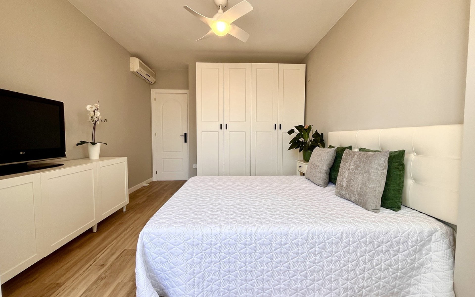 Resale - Rijtjes huis - Orihuela - Playa Flamenca