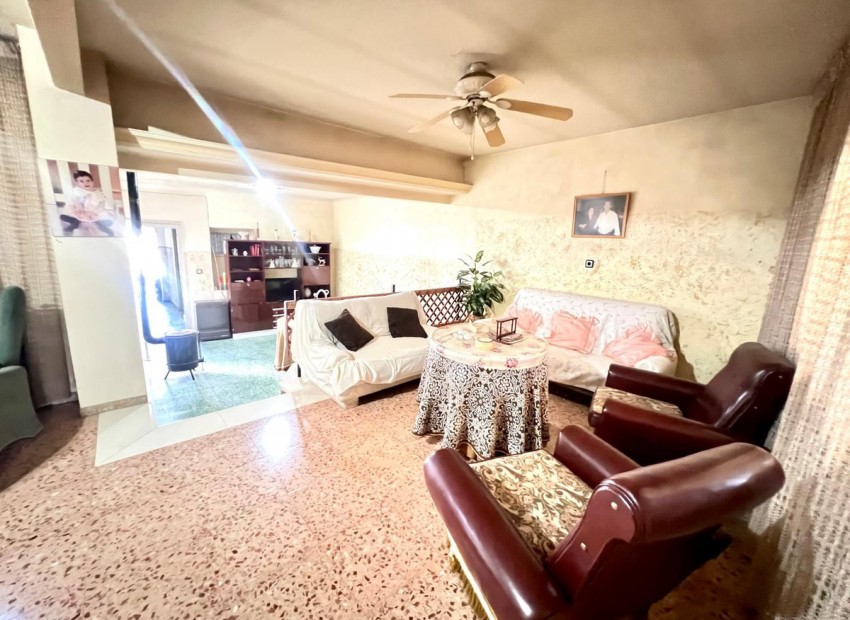 Resale - Rijtjes huis - Pinoso - Pinoso Centro