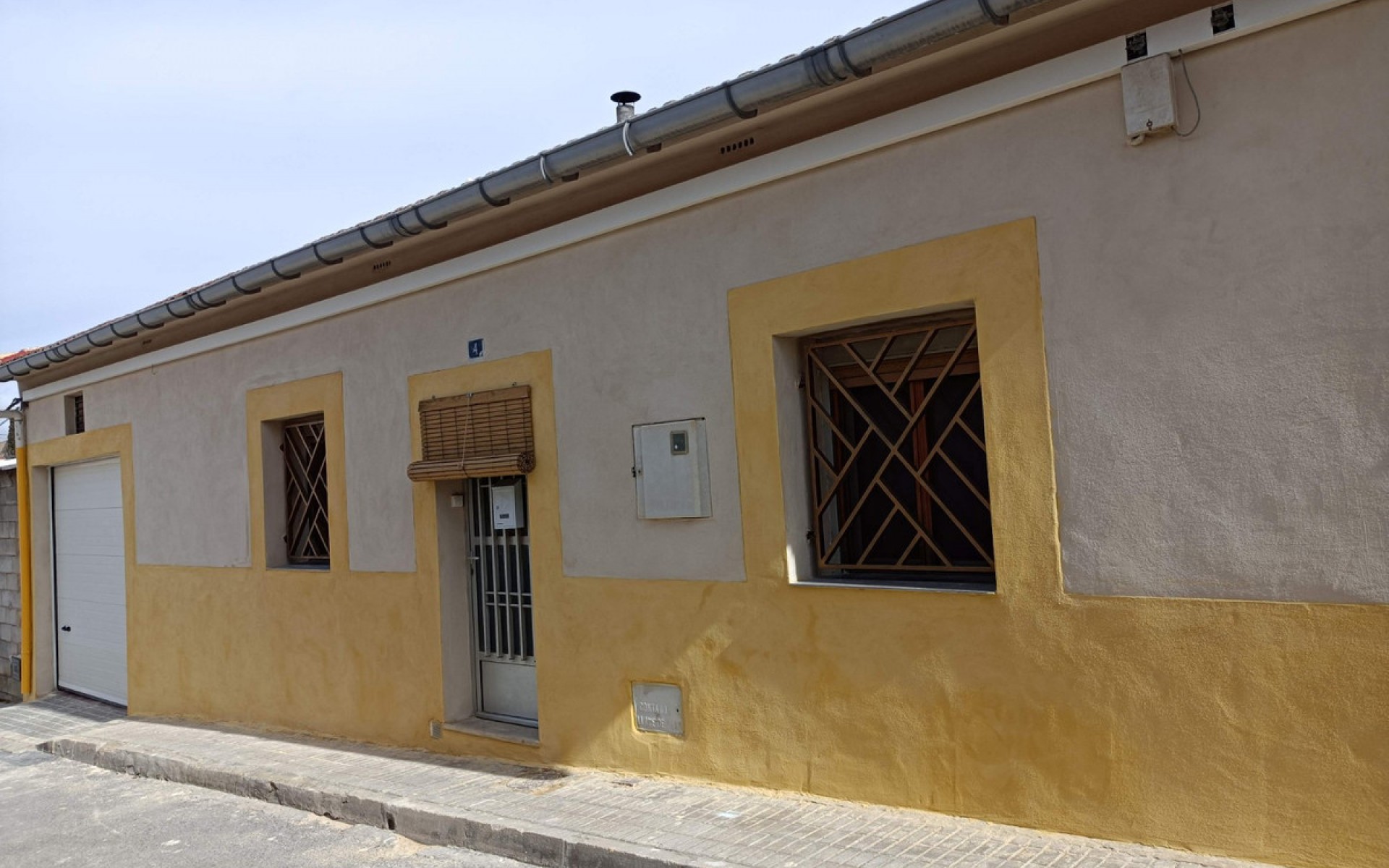 Resale - Rijtjes huis - Pinoso - Pinoso Centro