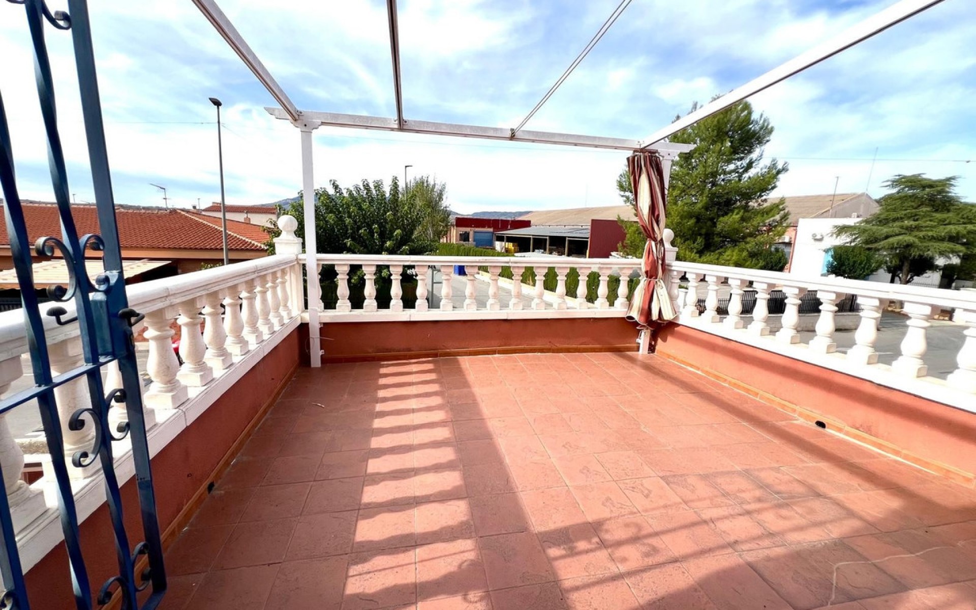 Resale - Rijtjes huis - Pinoso - Pinoso Centro