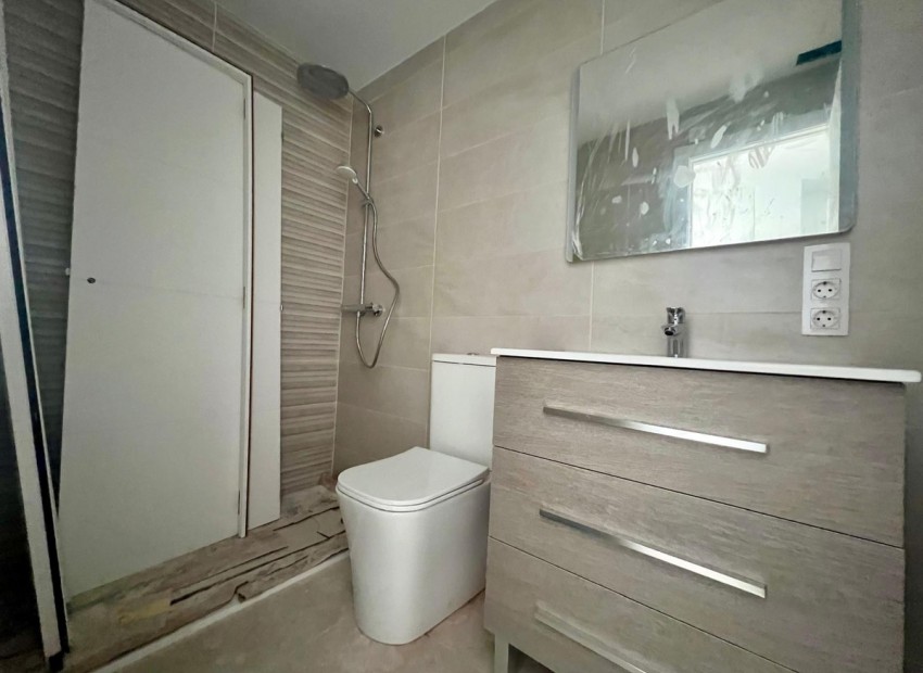 Resale - Rijtjes huis - Pinoso - Pinoso Centro
