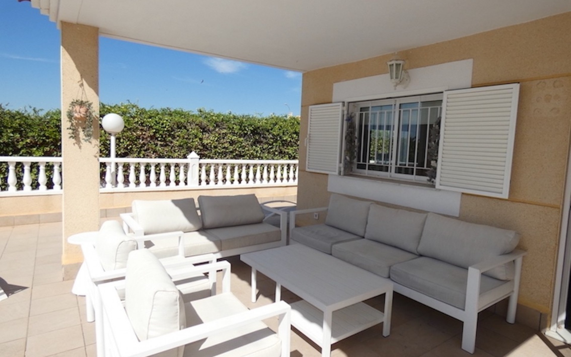 Resale - Rijtjes huis - Playa Flamenca - Zeniamar