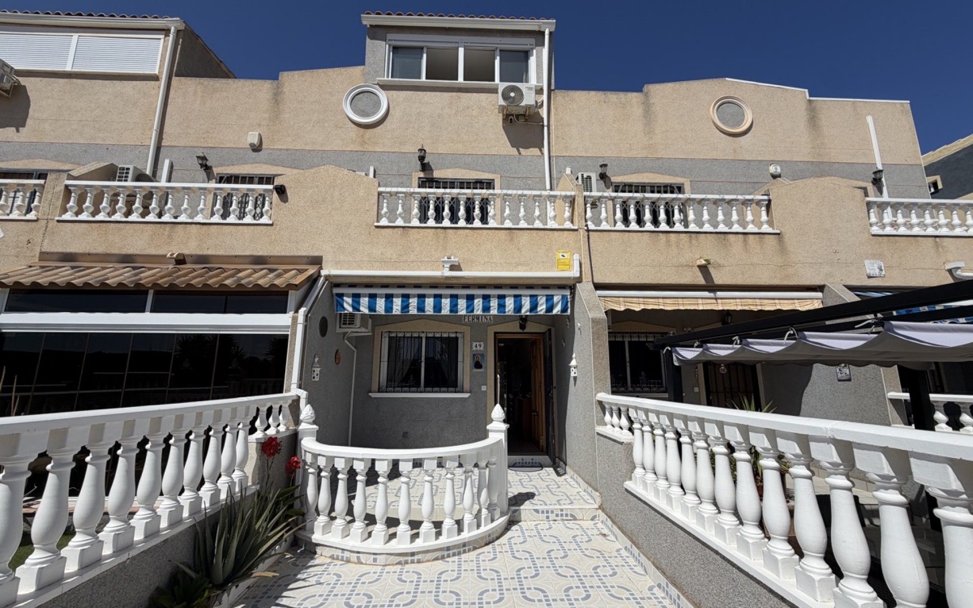 Resale - Rijtjes huis - Playa Flamenca