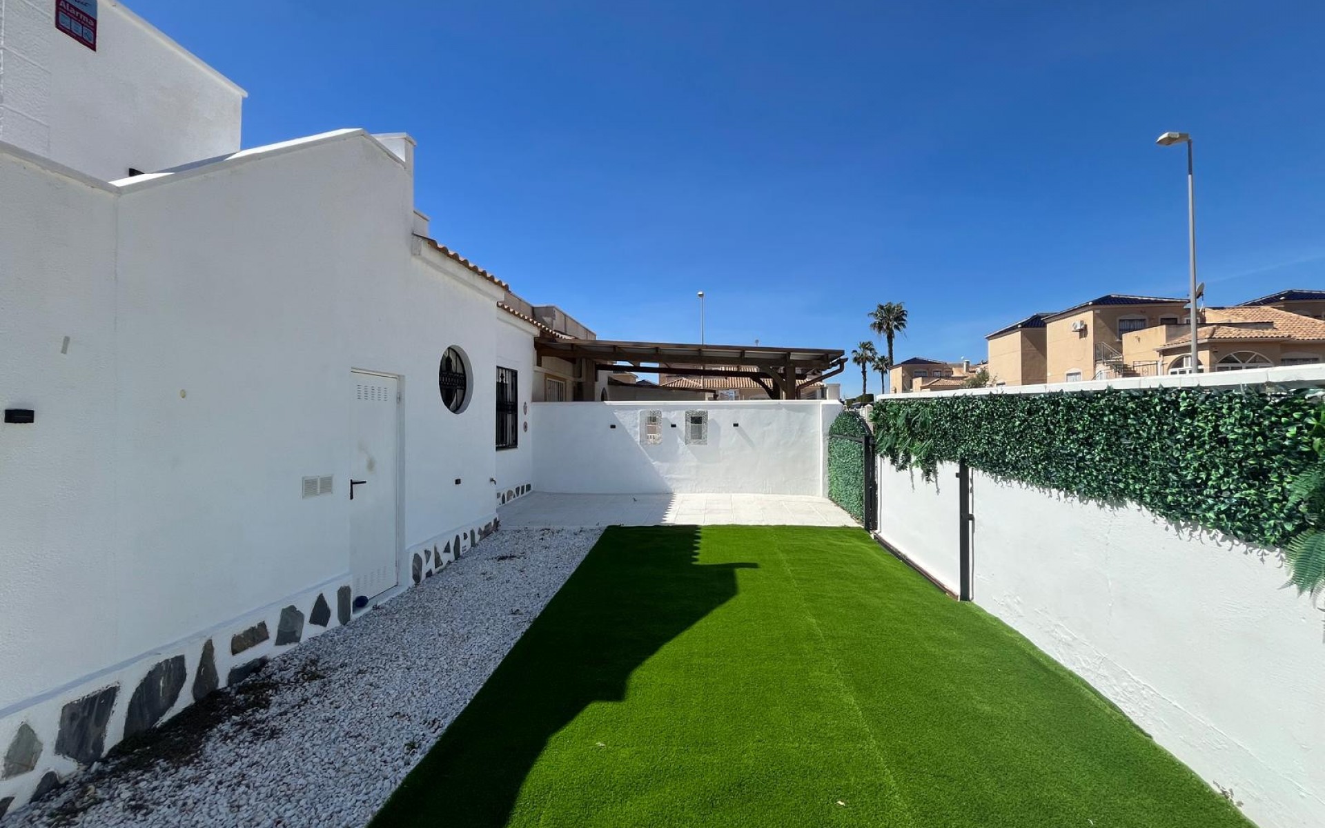 Resale - Rijtjes huis - Punta Prima - Serena