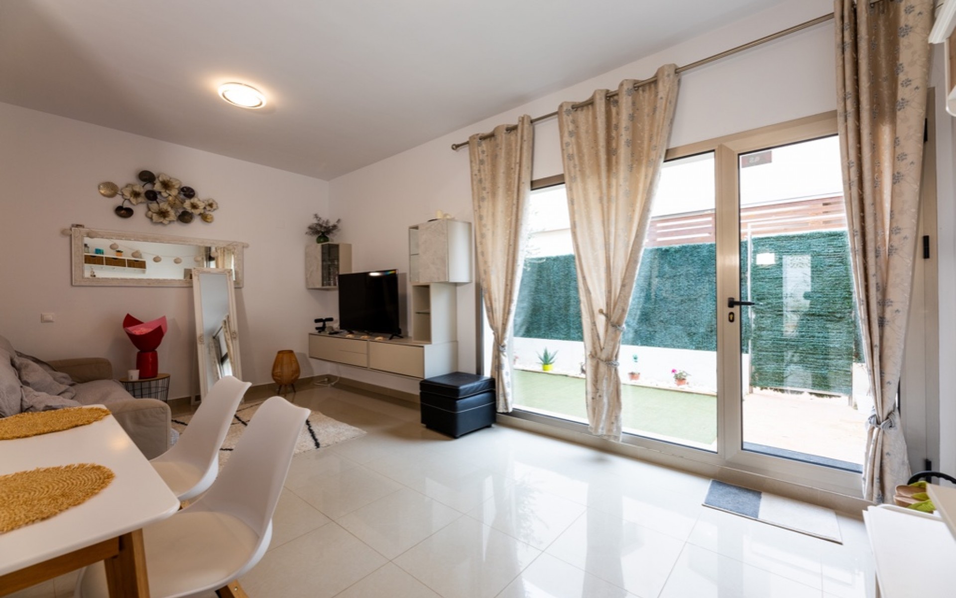 Resale - Rijtjes huis - Punta Prima