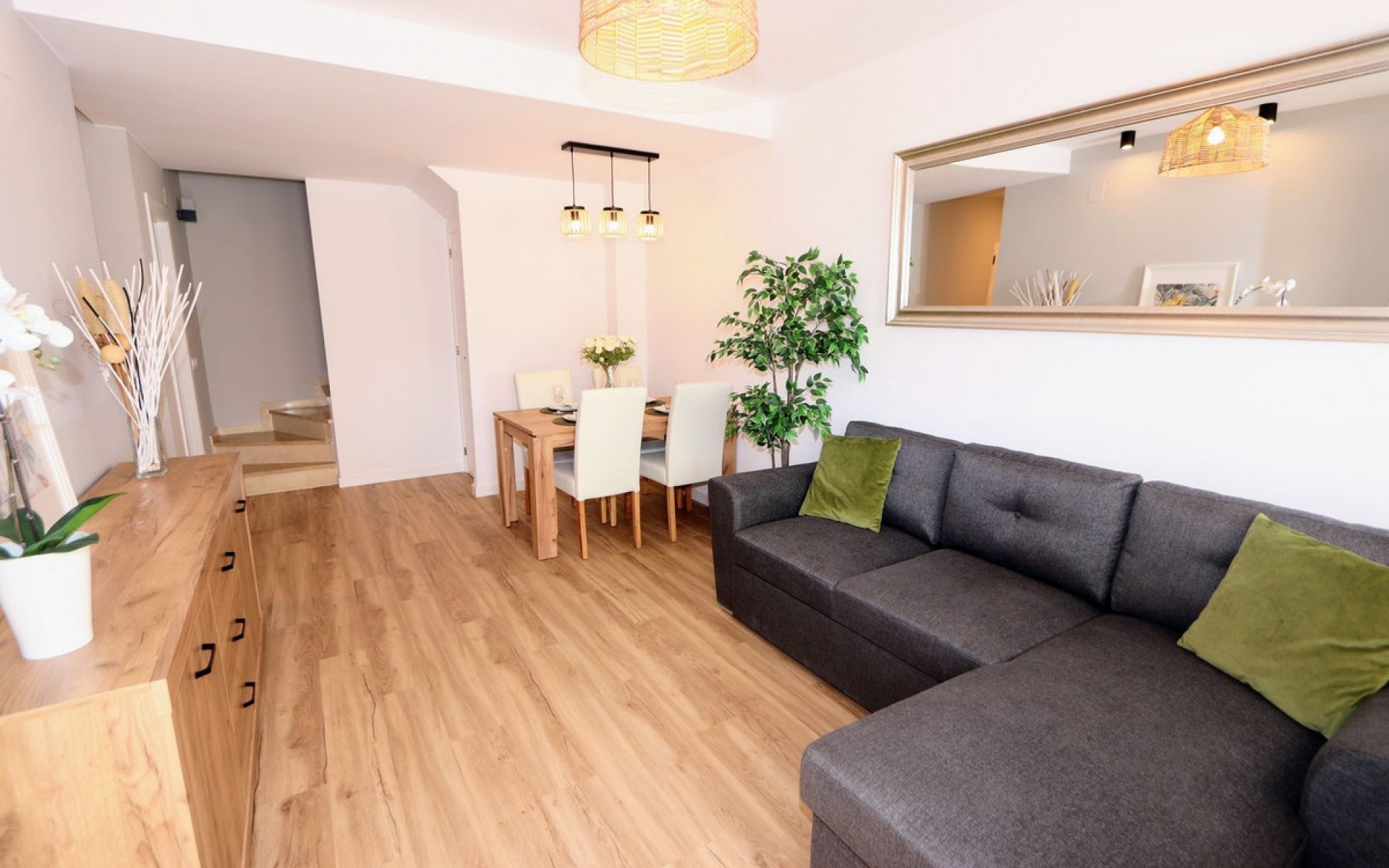 Resale - Rijtjes huis - Punta Prima