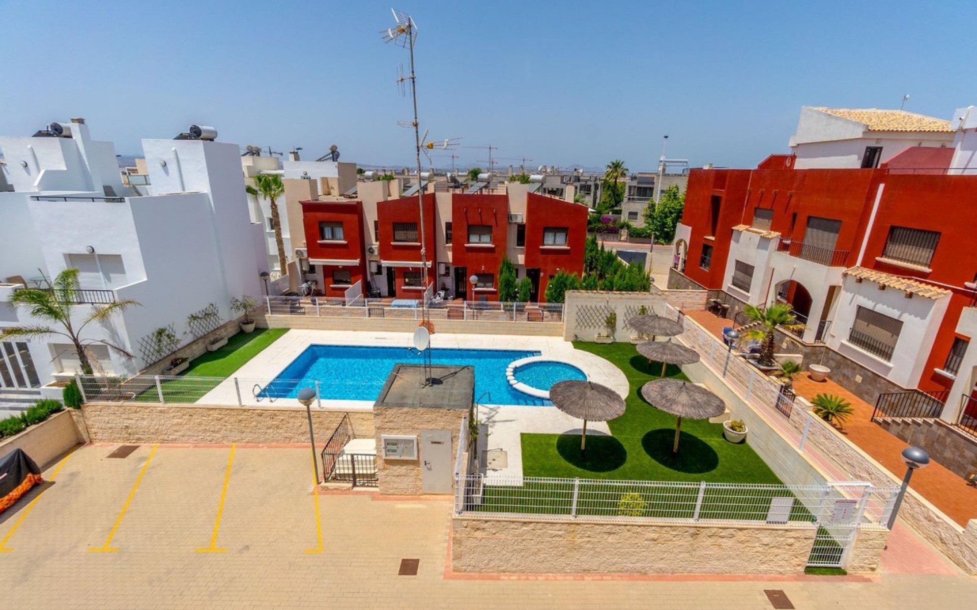 Resale - Rijtjes huis - Torrevieja - Aguas Nuevas