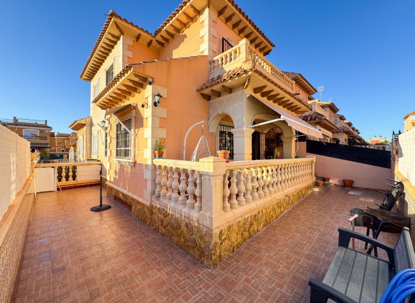 Resale - Rijtjes huis - Torrevieja - Aguas Nuevas