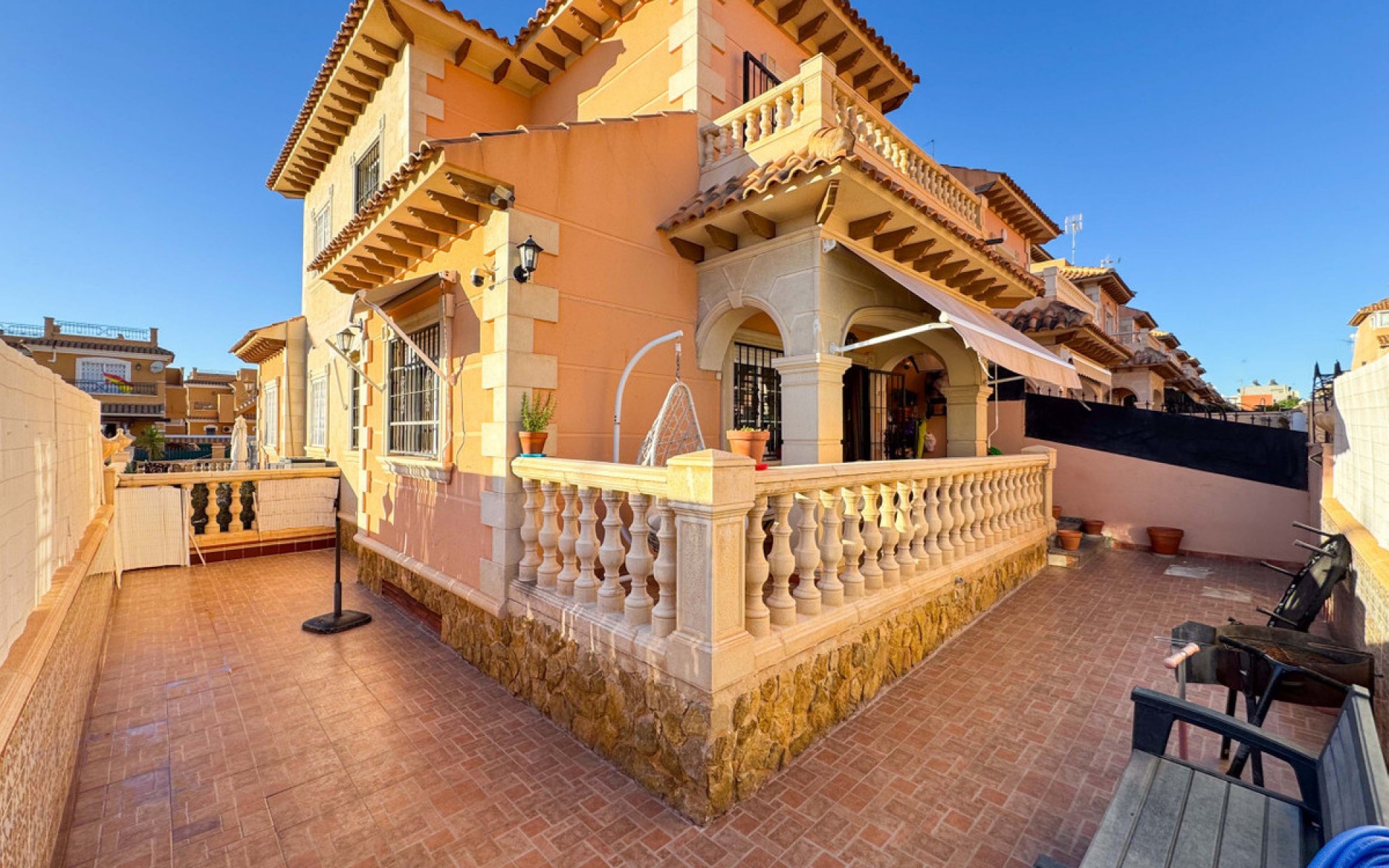 Resale - Rijtjes huis - Torrevieja - Aguas Nuevas
