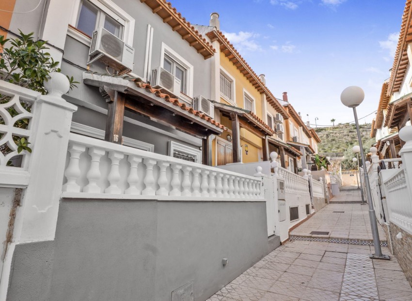 Resale - Rijtjes huis - Torrevieja - La Mata
