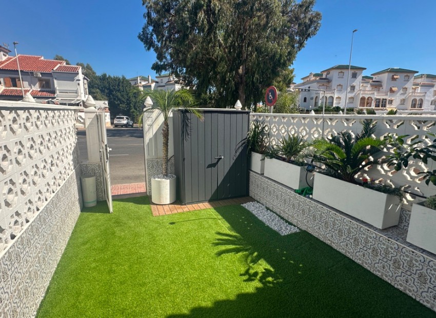 Resale - Rijtjes huis - Torrevieja - La Mata