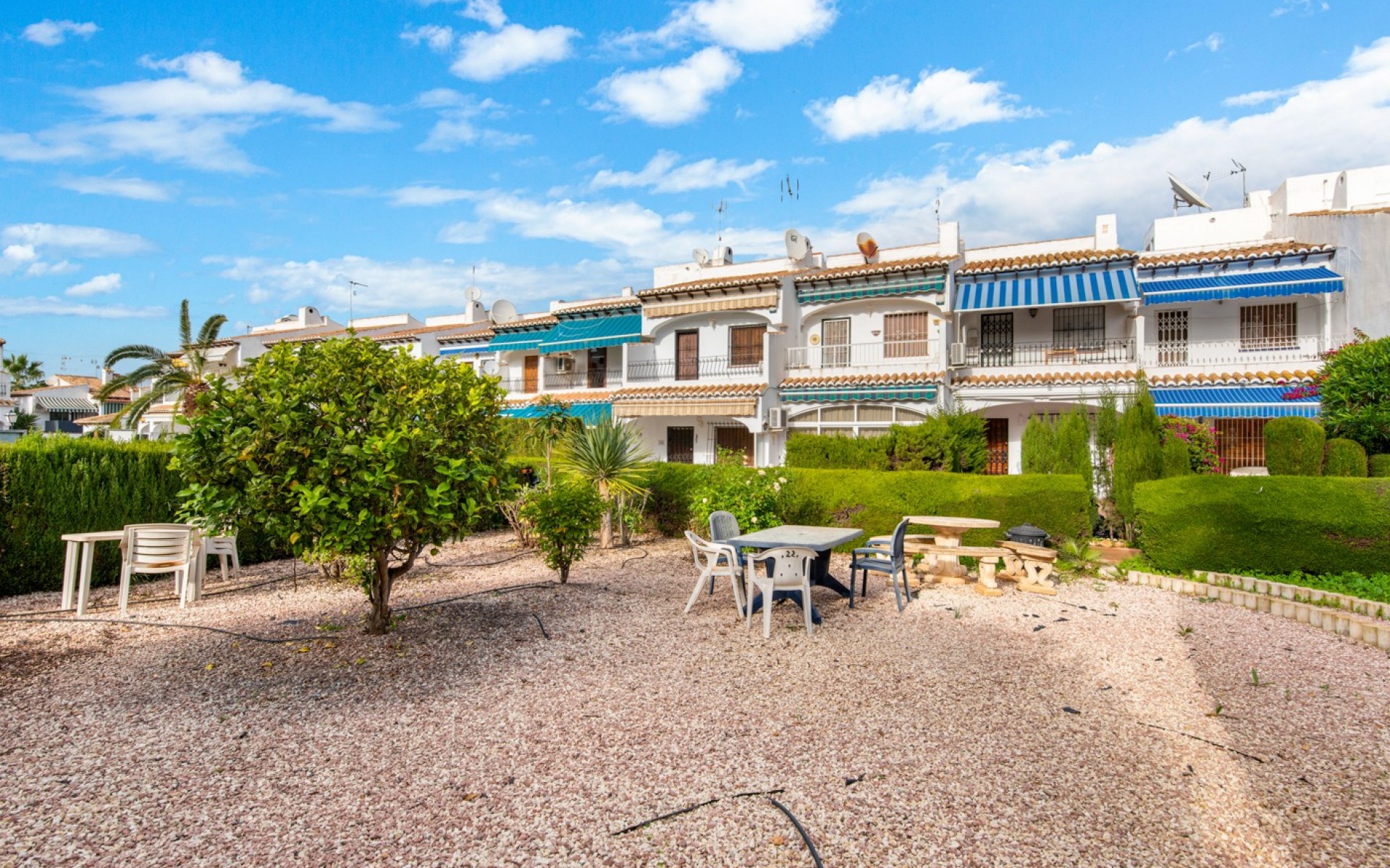 Resale - Rijtjes huis - Torrevieja - Lago jardin