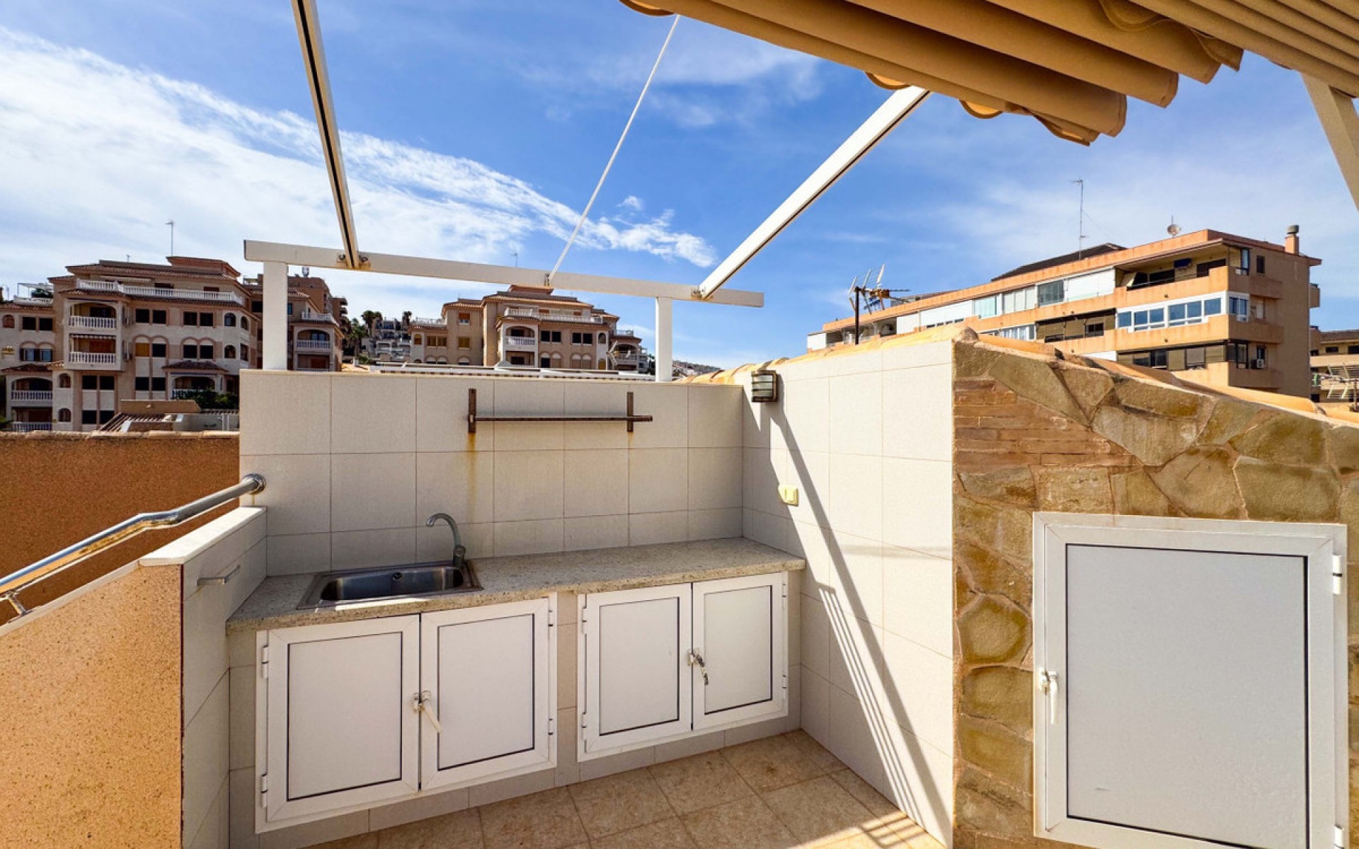 Resale - Rijtjes huis - Torrevieja - Playa De La Mata