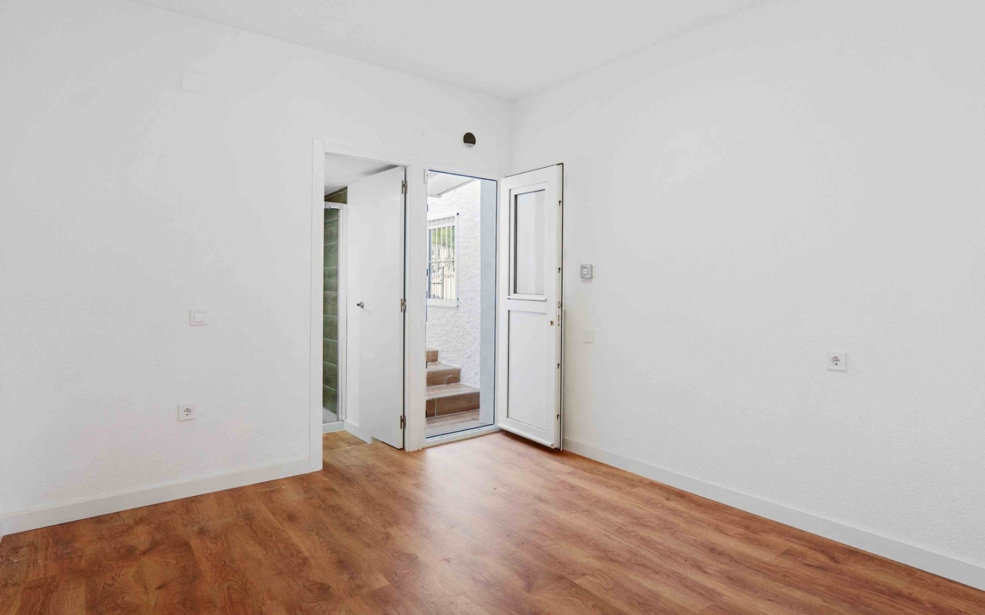 Resale - Rijtjes huis - Villamartin - Blue Lagoon