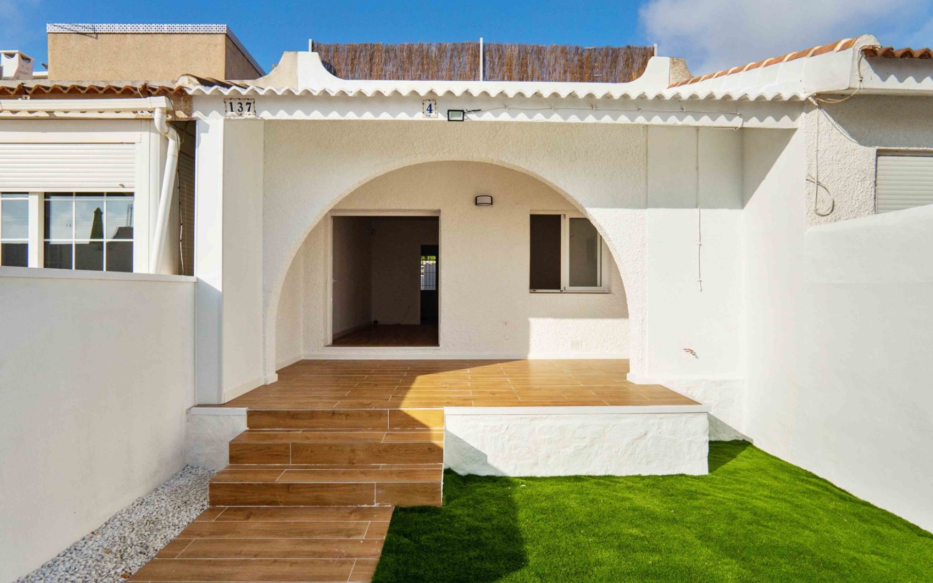 Resale - Rijtjes huis - Villamartin - Blue Lagoon