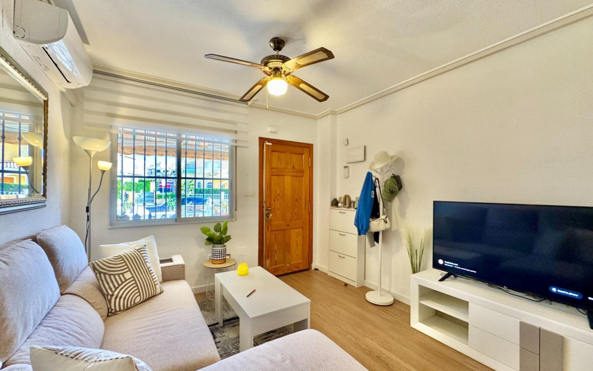 Resale - Rijtjes huis - Villamartin - Las Filipinas