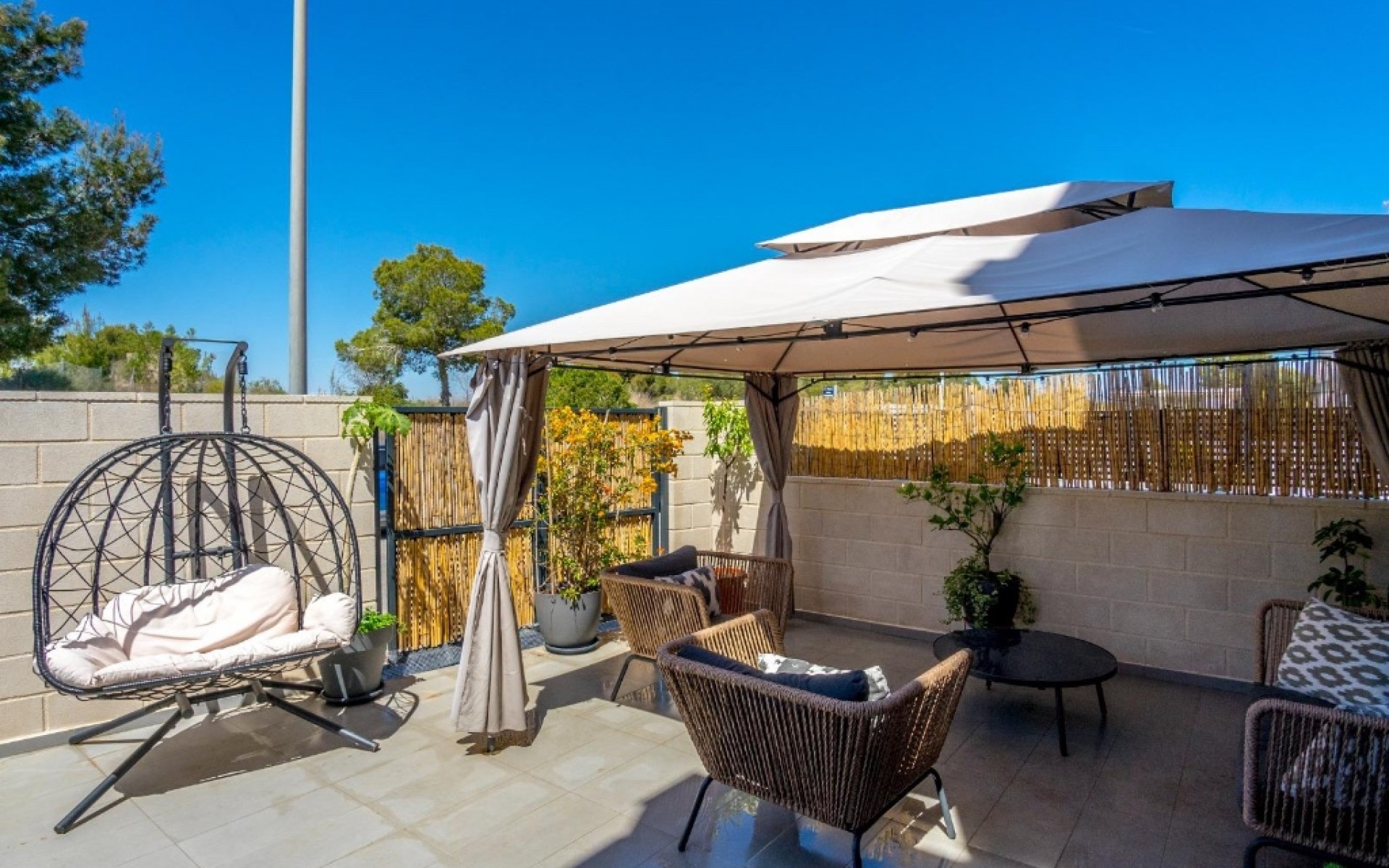 Resale - Semi - Detached Villa - Orihuela Costa - Villamartin