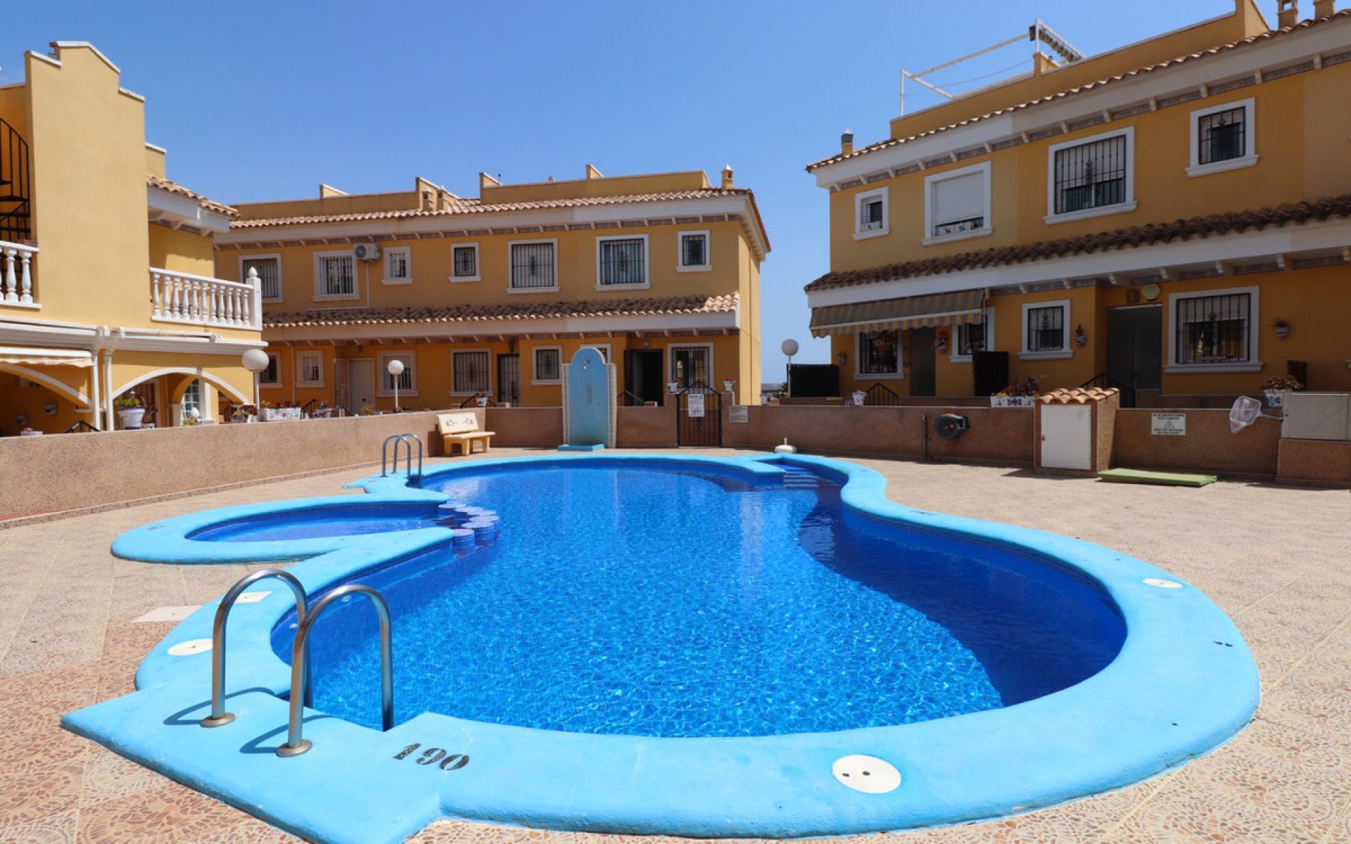 Resale - Townhouse - Algorfa - Montemar