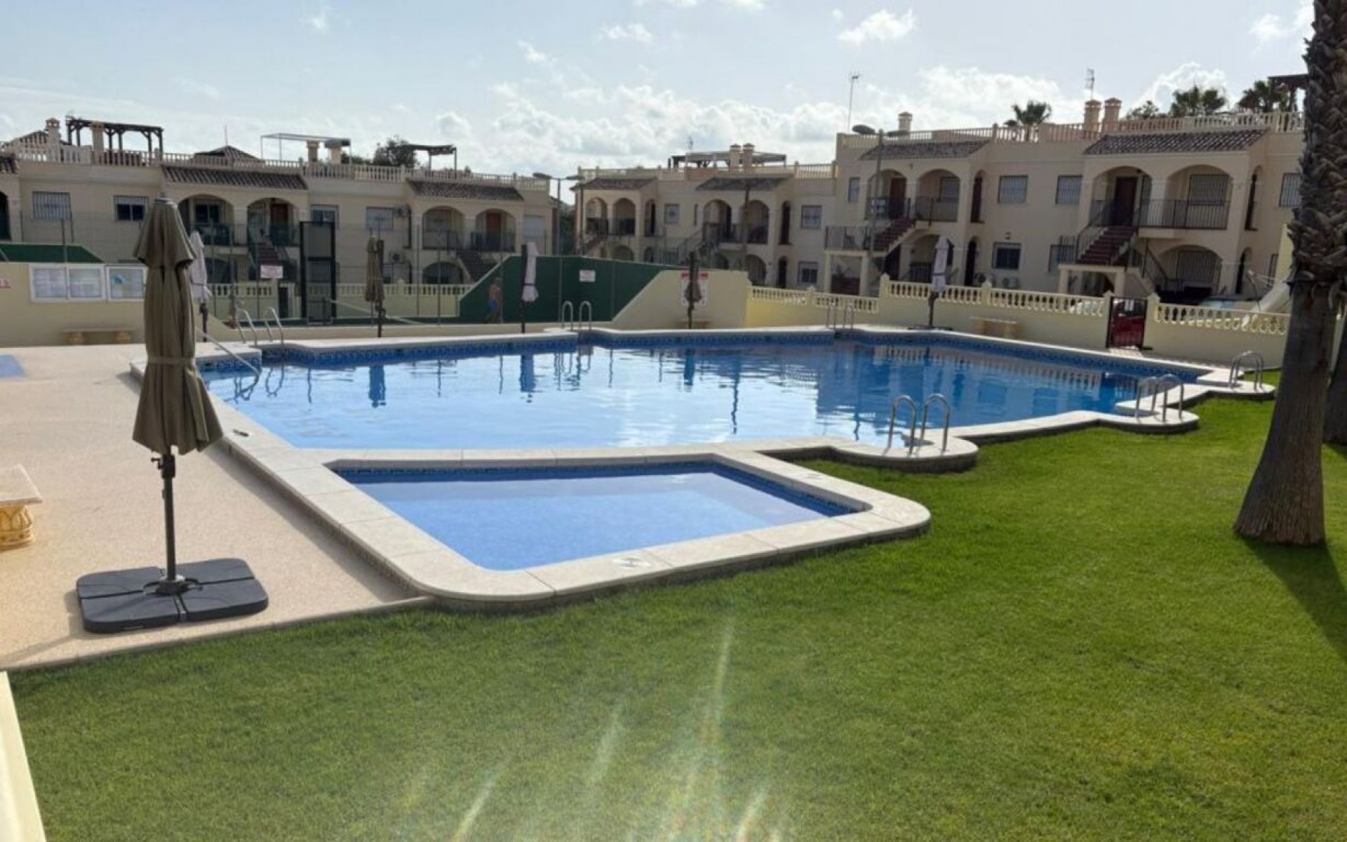 Resale - Townhouse - Algorfa