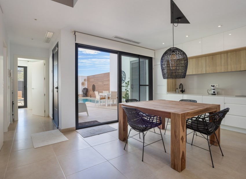 Resale - Townhouse - Benijofar