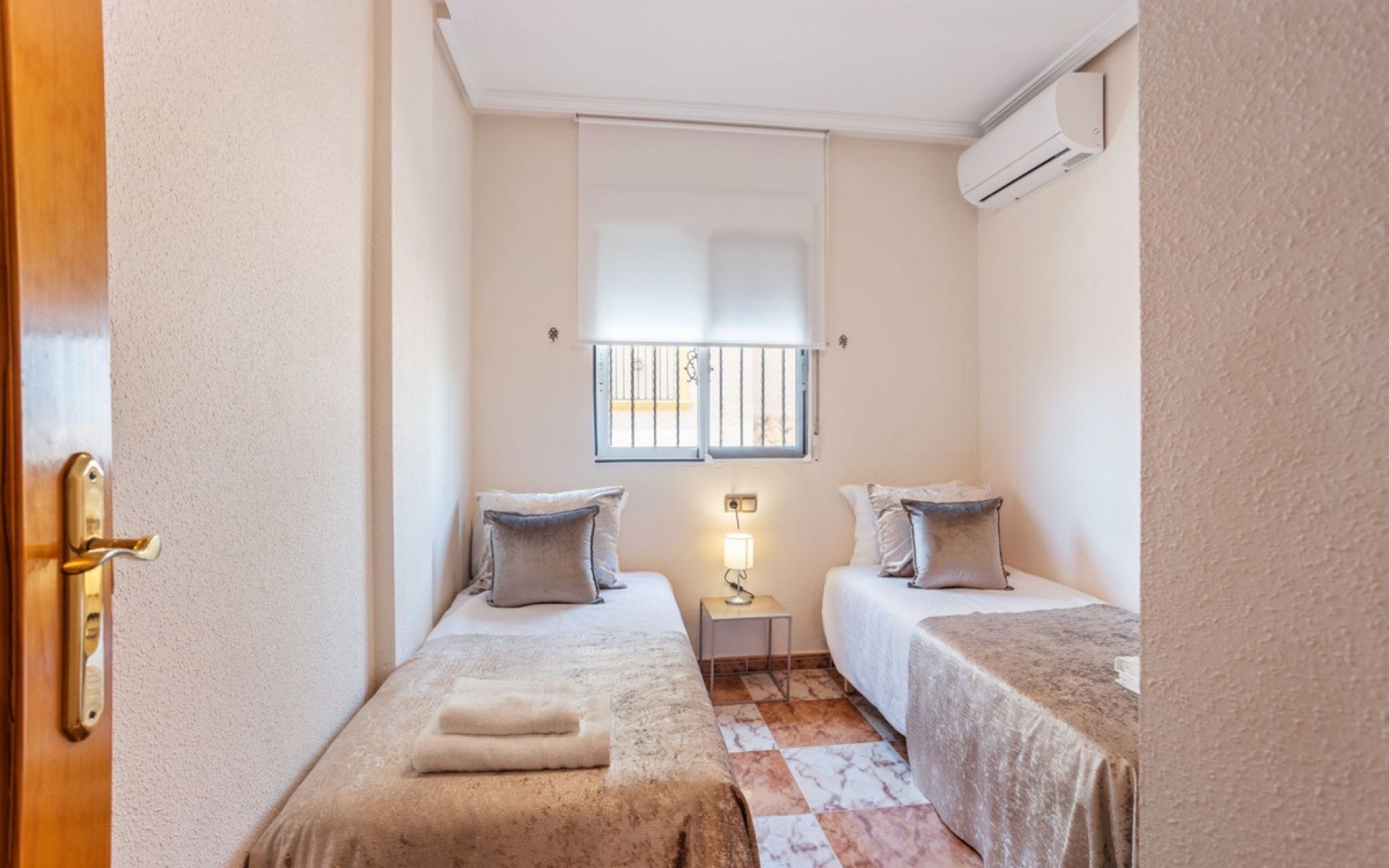 Resale - Townhouse - Cabo Roig - La Regia