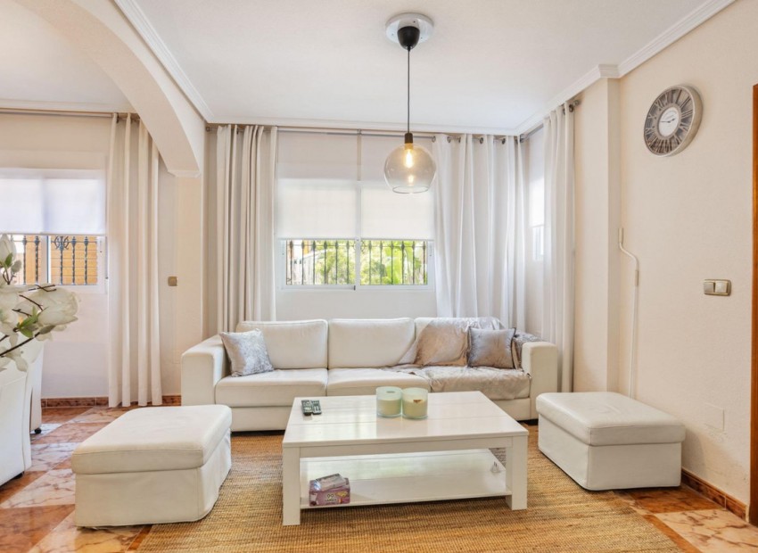 Resale - Townhouse - Cabo Roig - La Regia