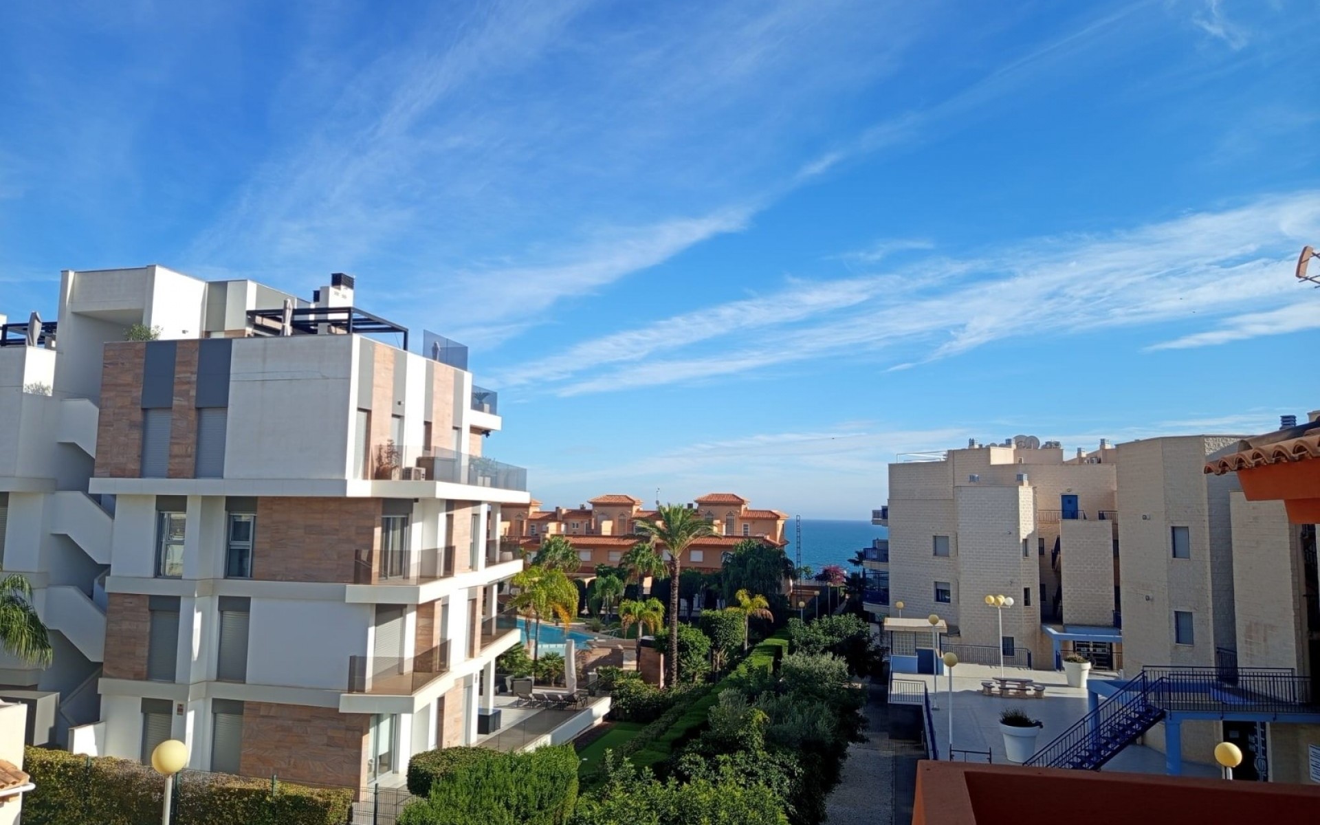 Resale - Townhouse - Cabo Roig