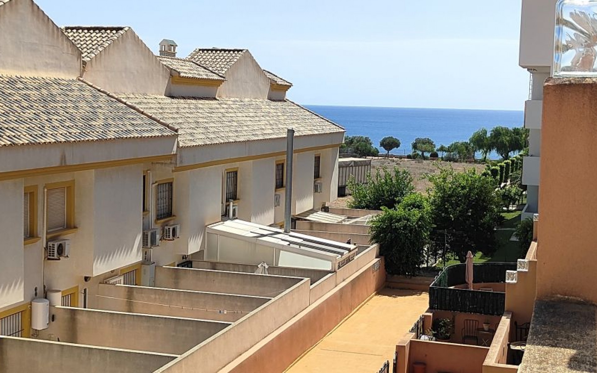 Resale - Townhouse - Cabo Roig