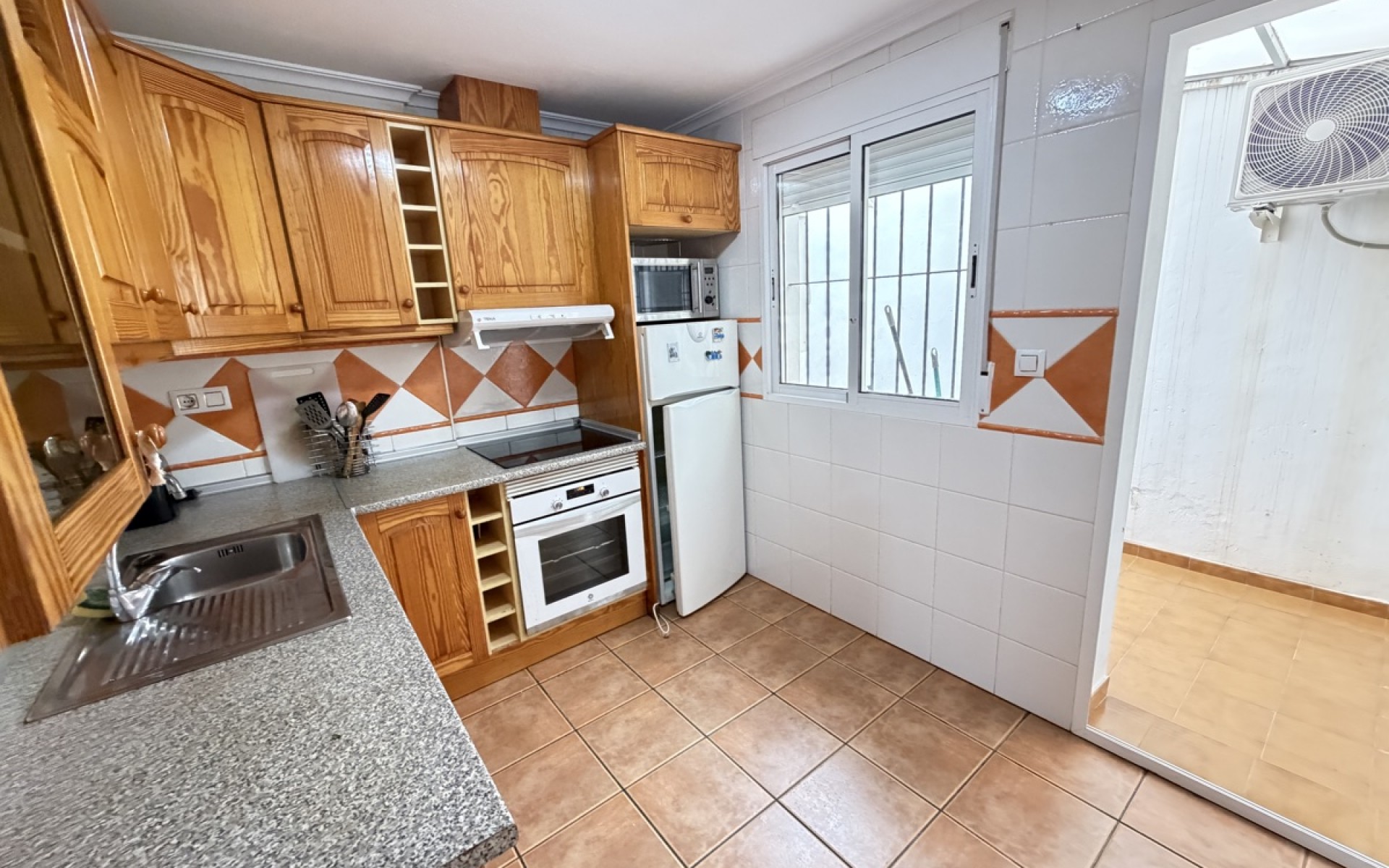 Resale - Townhouse - Cabo Roig