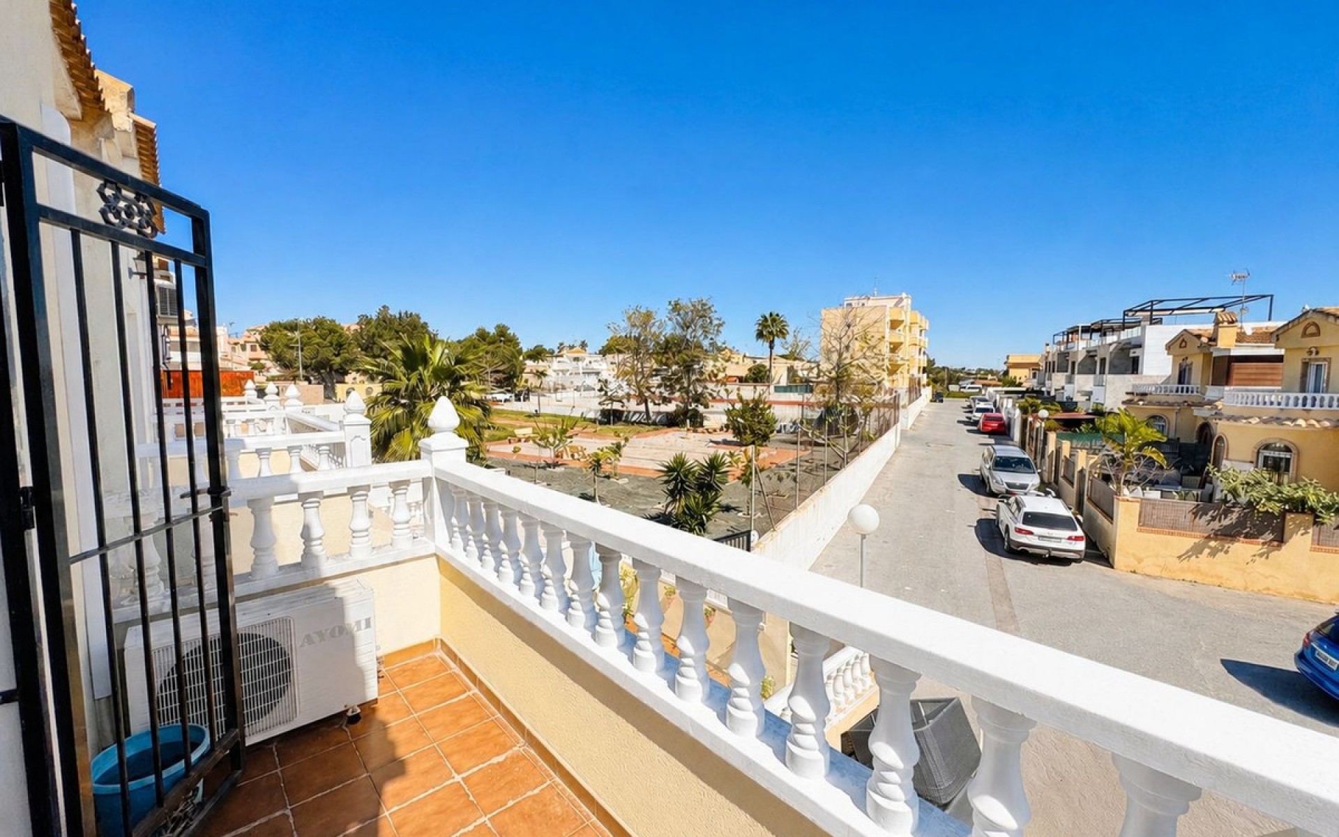Resale - Townhouse - Campoamor