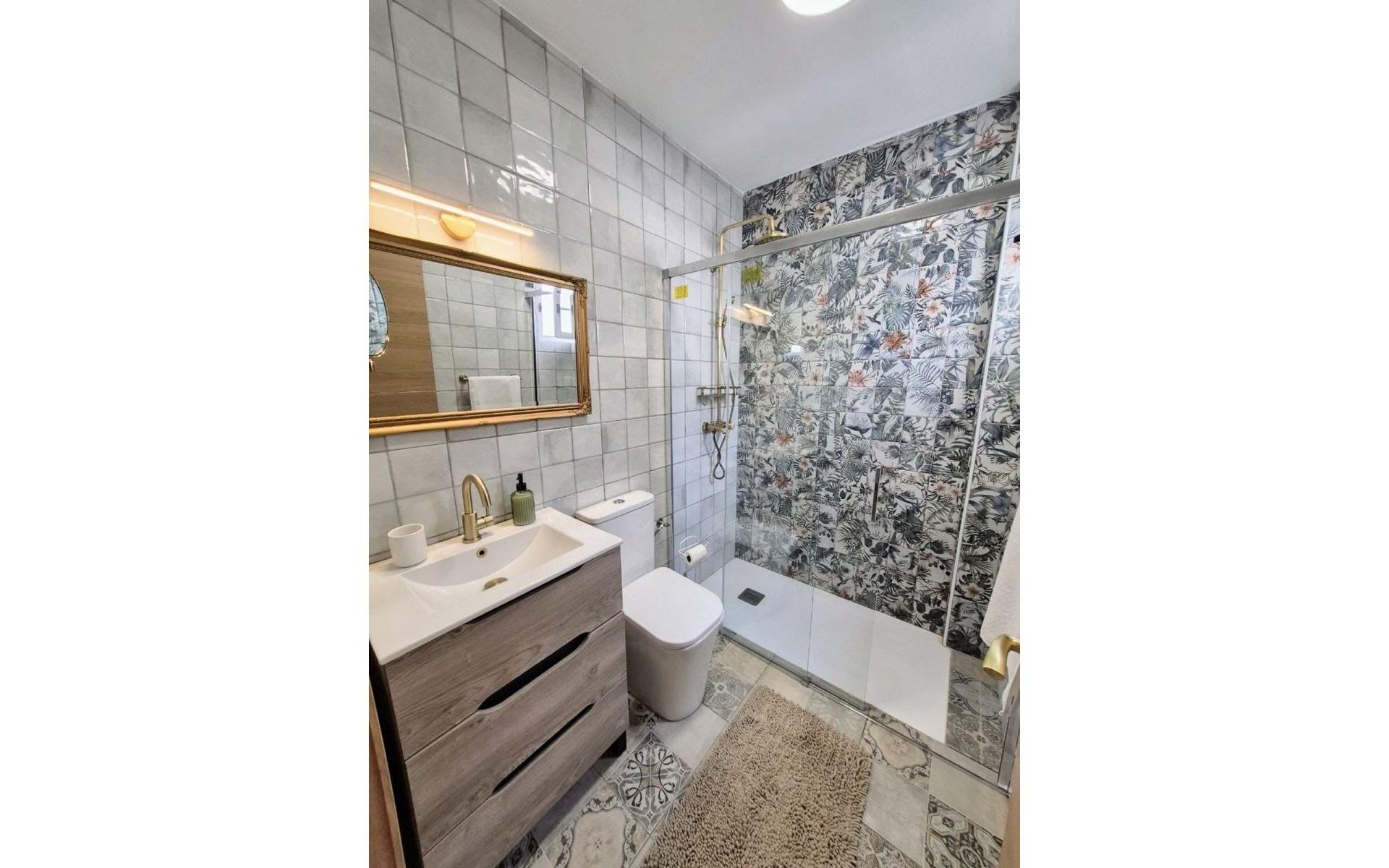 Resale - Townhouse - Cartagena - Los Nietos