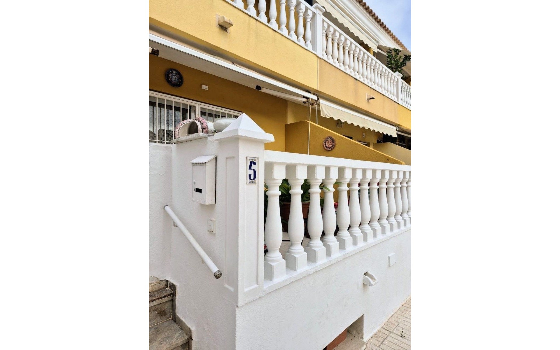 Resale - Townhouse - Cartagena - Los Nietos