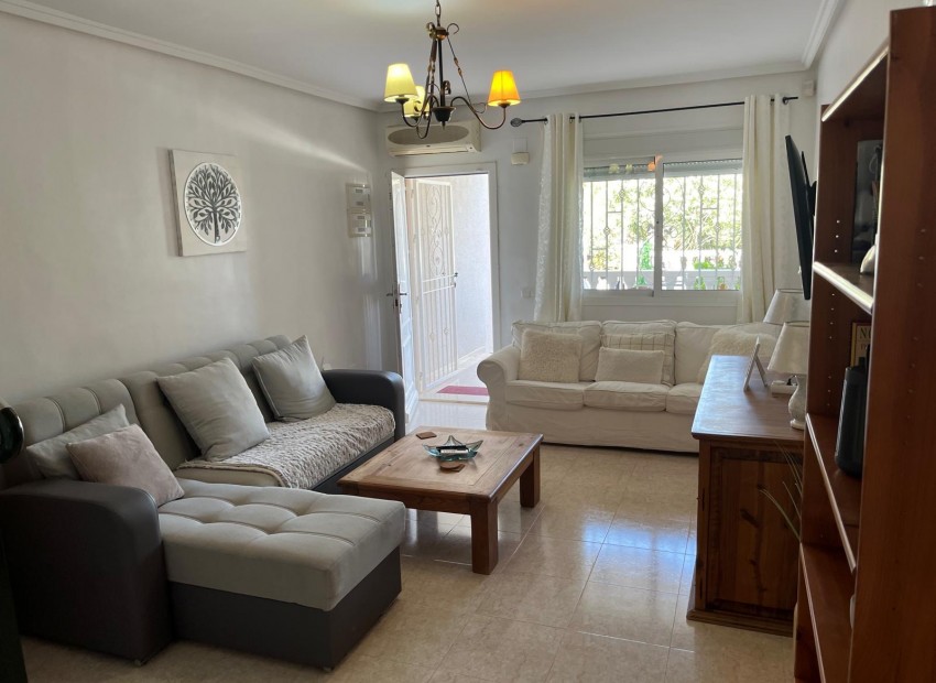 Resale - Townhouse - Ciudad Quesada - Doña Pepa