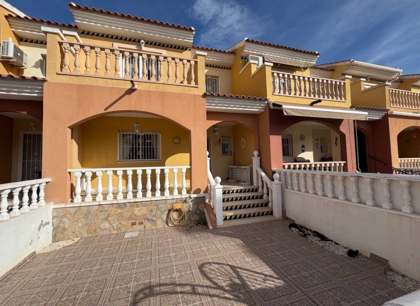 Resale - Townhouse - Ciudad Quesada - Doña Pepa