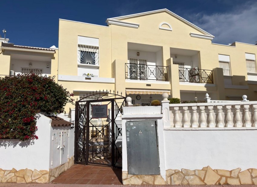 Resale - Townhouse - Ciudad Quesada - Doña Pepa