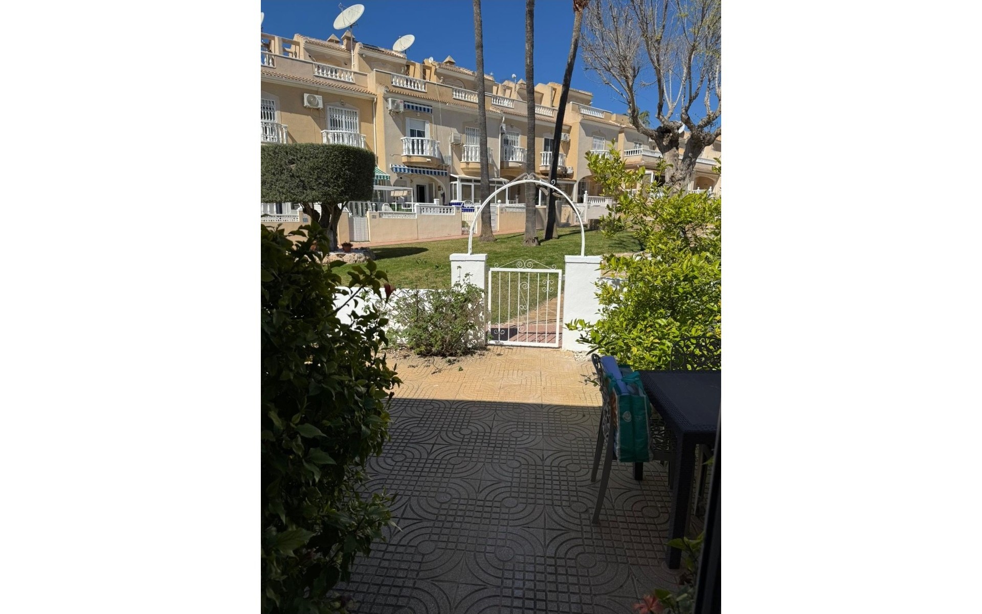 Resale - Townhouse - Ciudad Quesada - Doña Pepa