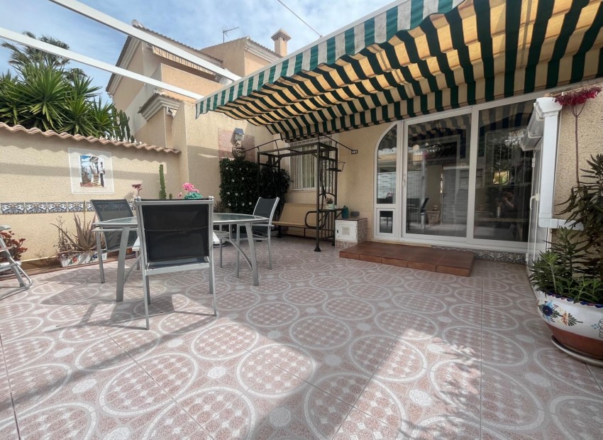 Resale - Townhouse - Ciudad Quesada - Doña Pepa