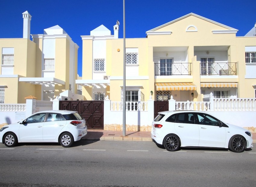 Resale - Townhouse - Ciudad Quesada - Doña Pepa