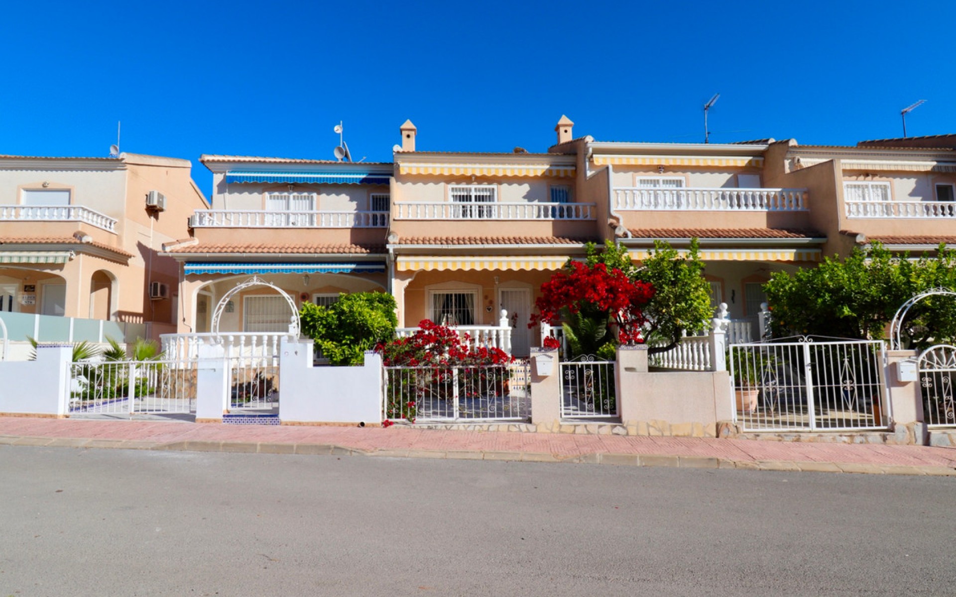 Resale - Townhouse - Ciudad Quesada - Doña Pepa