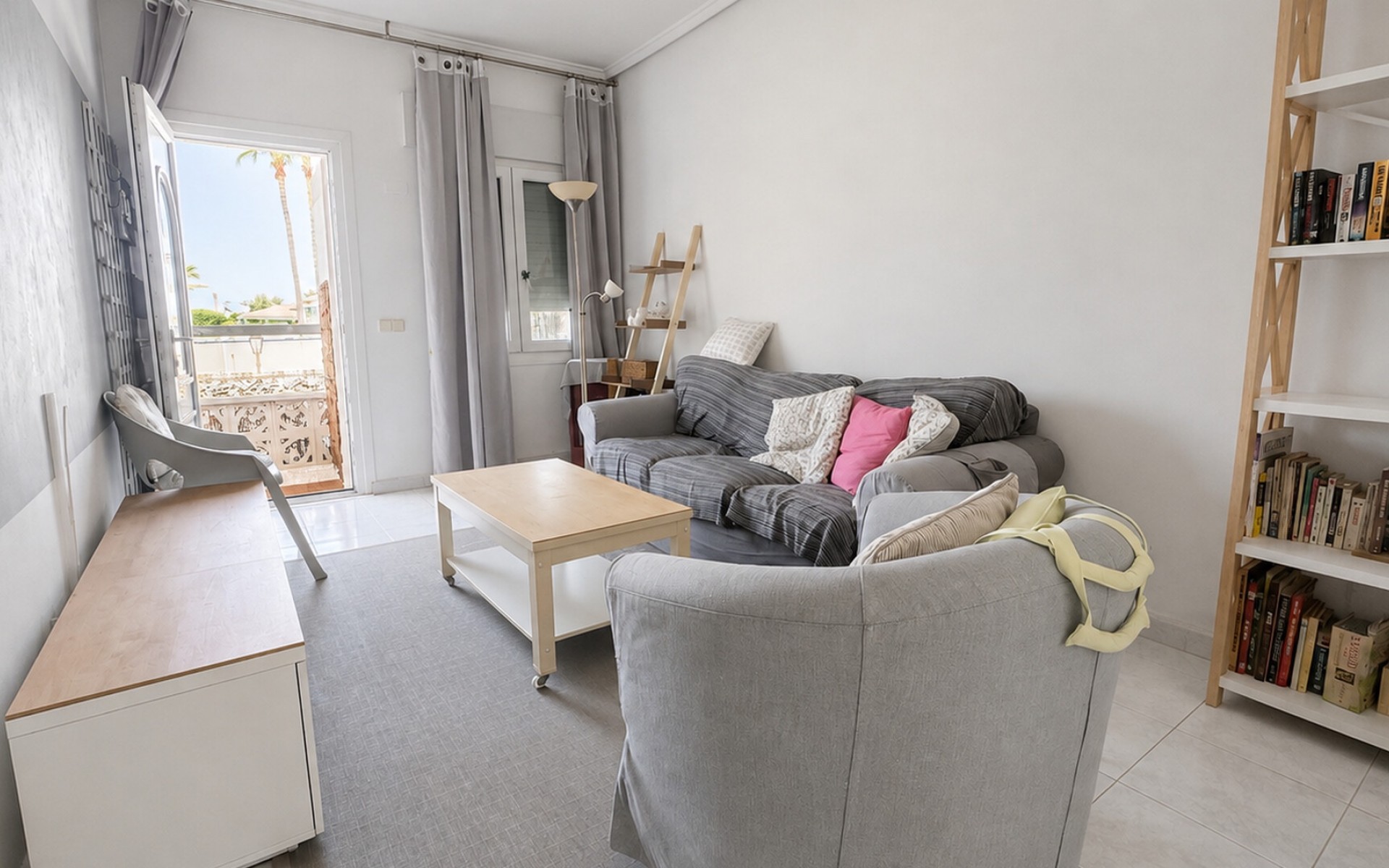 Resale - Townhouse - Ciudad Quesada - Pueblo Bravo