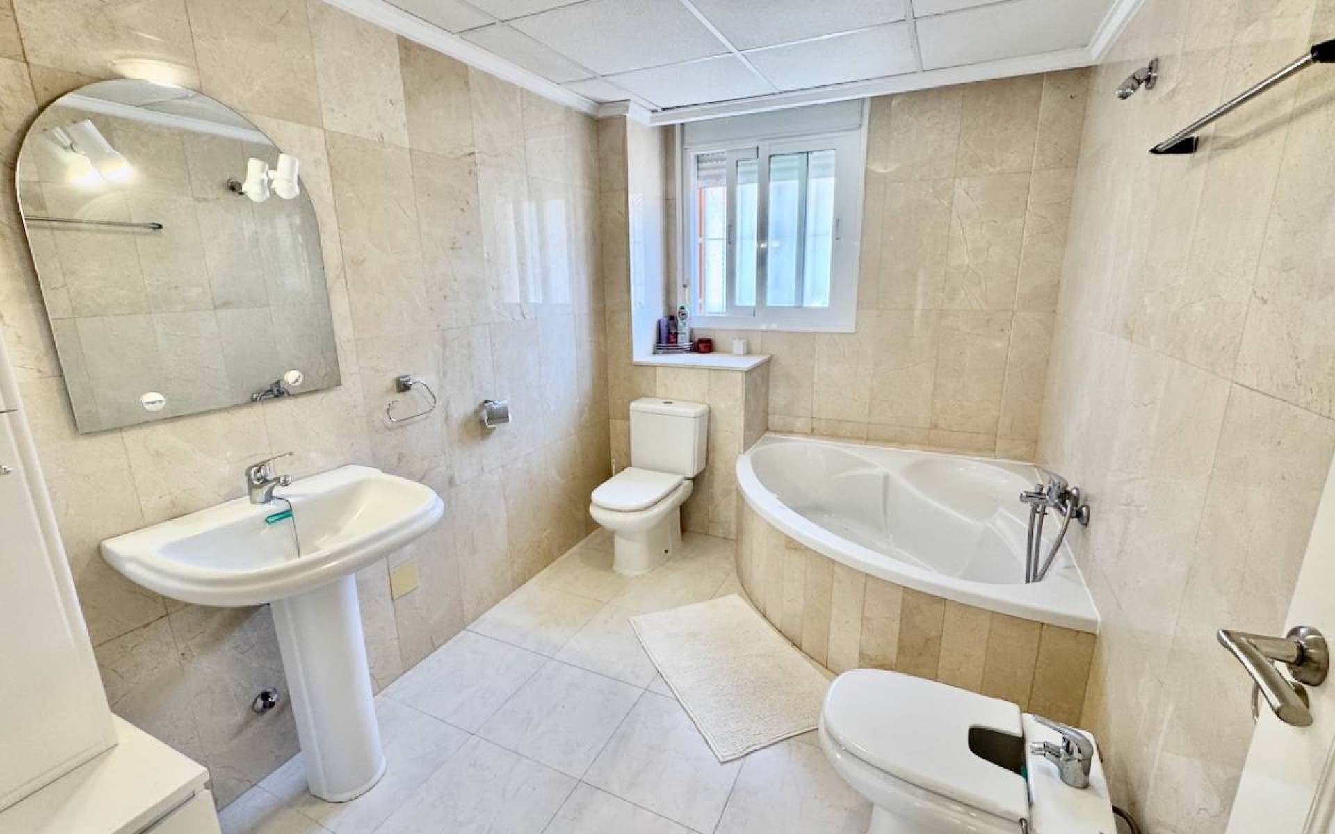 Resale - Townhouse - Ciudad Quesada