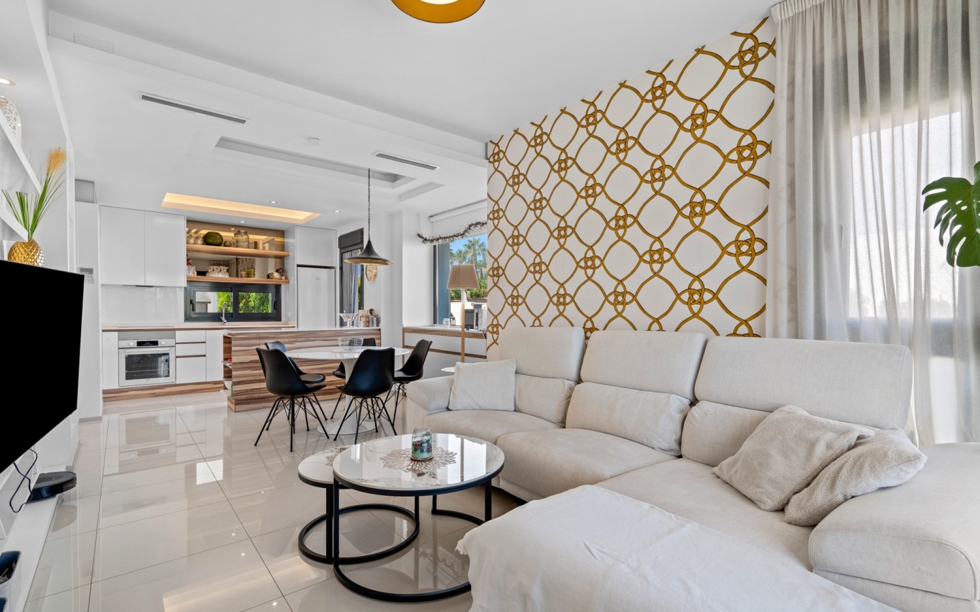 Resale - Townhouse - Ciudad Quesada