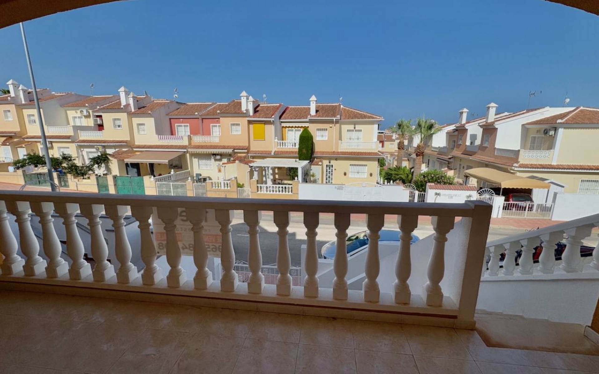 Resale - Townhouse - Ciudad Quesada