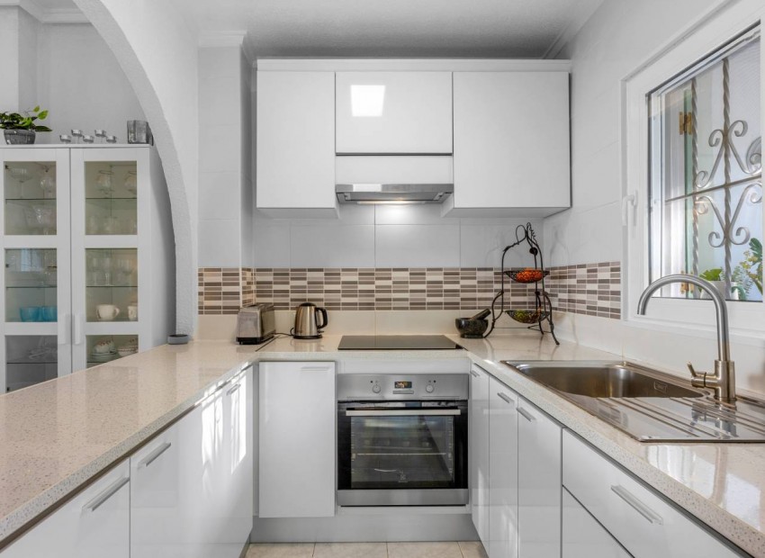 Resale - Townhouse - Ciudad Quesada