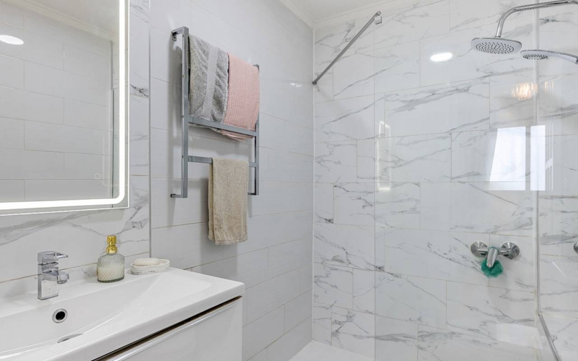 Resale - Townhouse - Ciudad Quesada